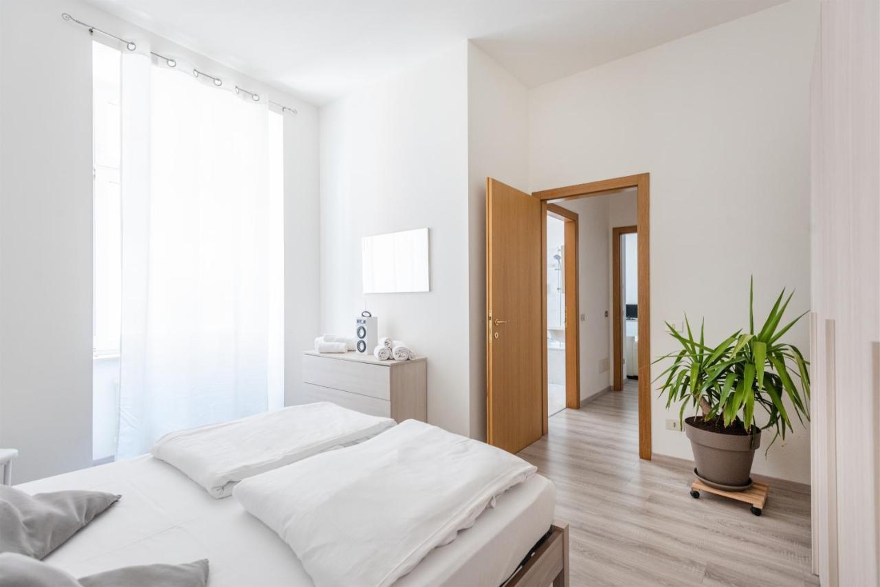 Residenza Ester Riva del Garda Bagian luar foto