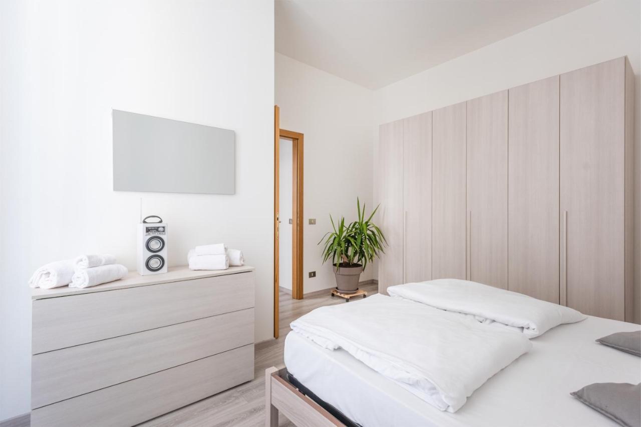 Residenza Ester Riva del Garda Bagian luar foto